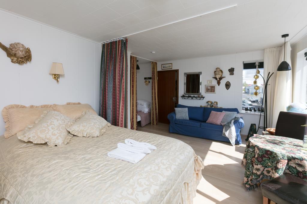 Blomasetrith Homestay Borgarnes Exterior foto