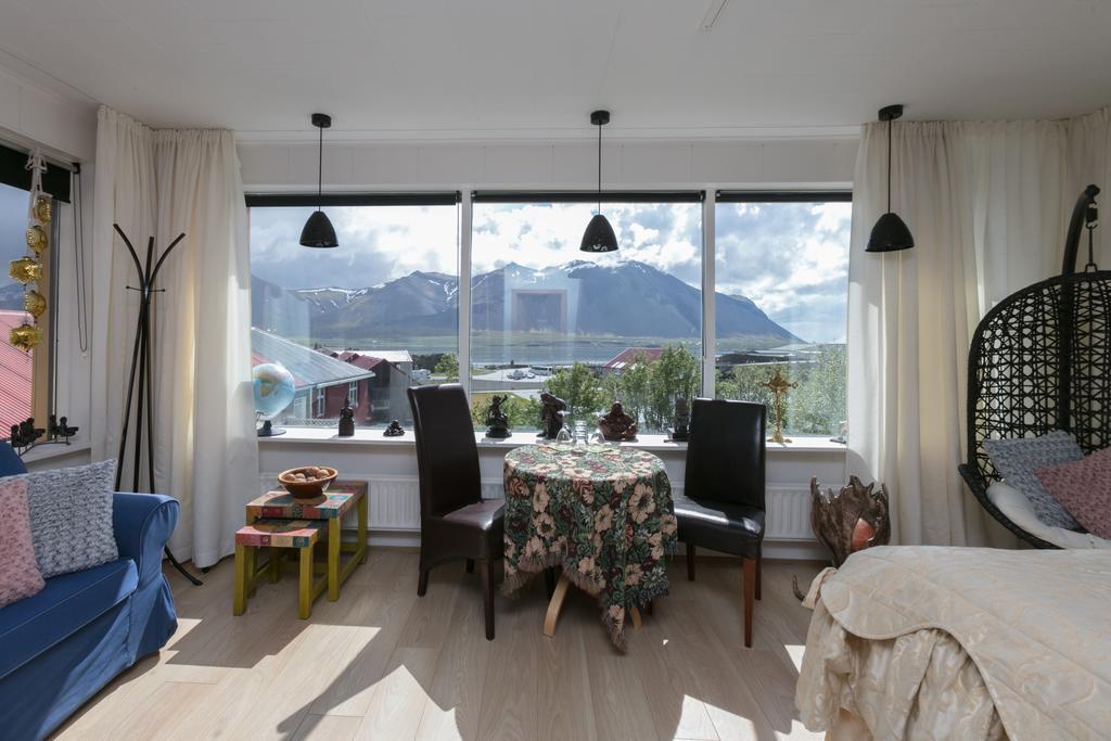 Blomasetrith Homestay Borgarnes Exterior foto